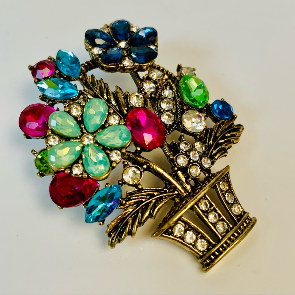 NEW Flowerpot Rhinestone Brooch - Picture 3 of 4